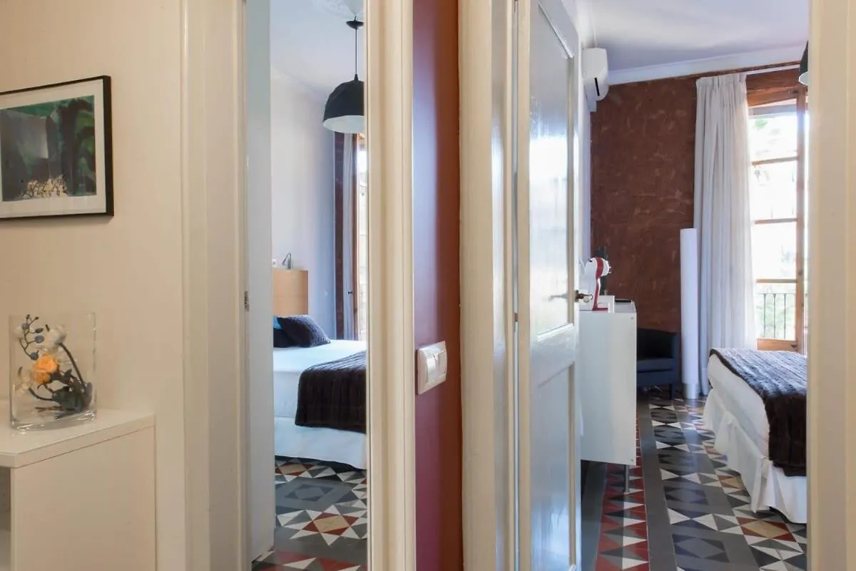バルセロナPaseo De Gracia Catalan 4Bd With Private Terraceアパートメント 0*, バルセロナ スペイン