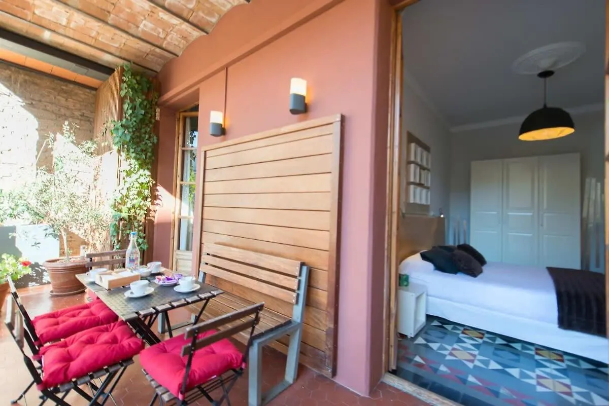 バルセロナPaseo De Gracia Catalan 4Bd With Private Terraceアパートメント スペイン
